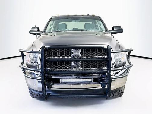 2017 RAM 2500 Tradesman Crew Cab 4x4 6'4' Box