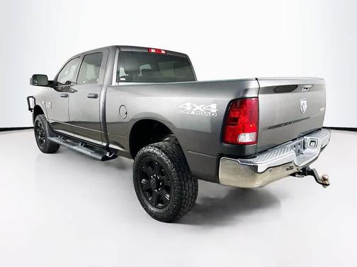 2017 RAM 2500 Tradesman Crew Cab 4x4 6'4' Box