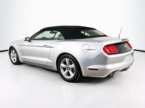 2016 Ford Mustang V6