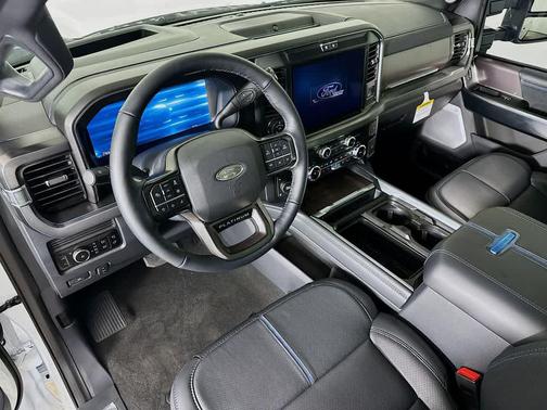 2026 Ford F-250 Platinum