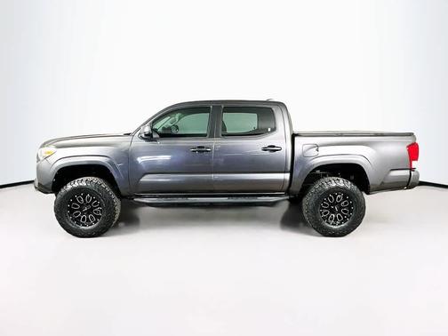 2017 Toyota Tacoma SR