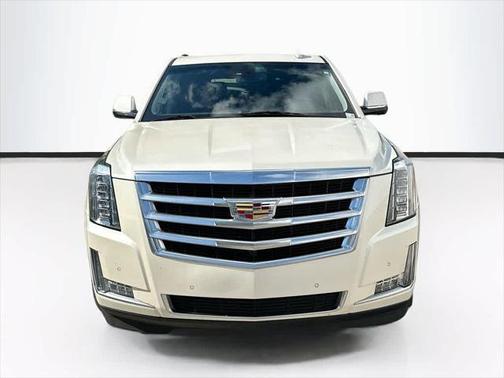 2015 Cadillac Escalade Luxury