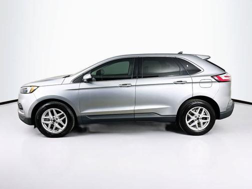 Iconic Silver Metallic 2023 Ford Edge SEL