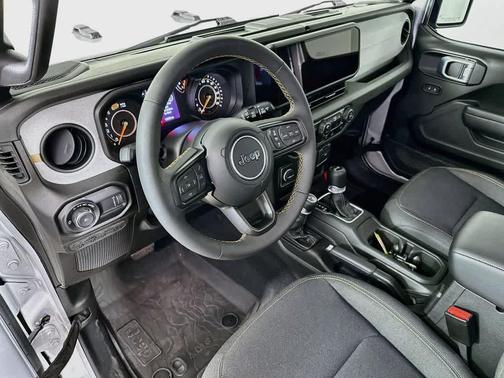 Silver Zynith Clearcoat 2024 Jeep Wrangler Sport S