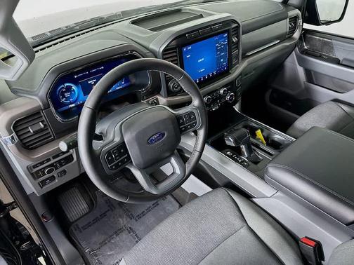 2024 Ford F-150 Lightning XLT