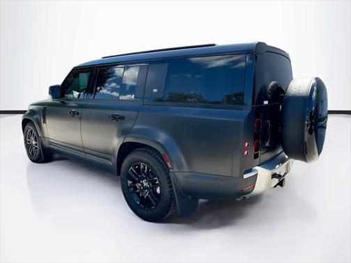 2024 Land Rover Defender 130 P300 S