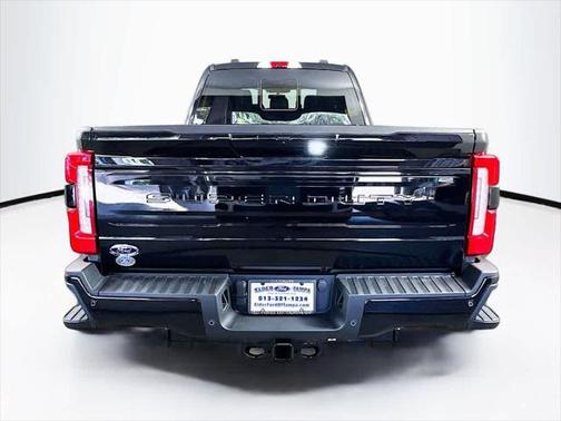 2025 Ford F-250 Platinum