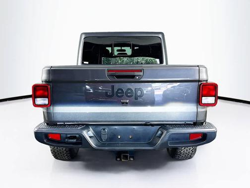 Granite Crystal Metallic Clearcoat 2021 Jeep Gladiator Willys 4x4