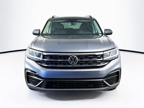 Platinum Gray Metallic 2021 Volkswagen Atlas 3.6L SE w/Technology