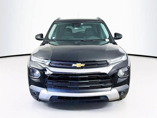 Mosaic Black Metallic 2023 Chevrolet Trailblazer LT