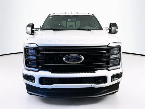 2026 Ford F-250 Platinum