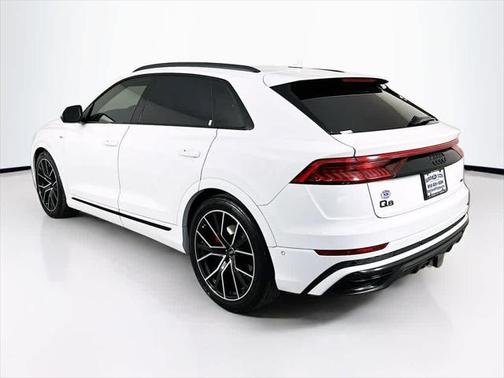 2023 Audi Q8 55 Prestige