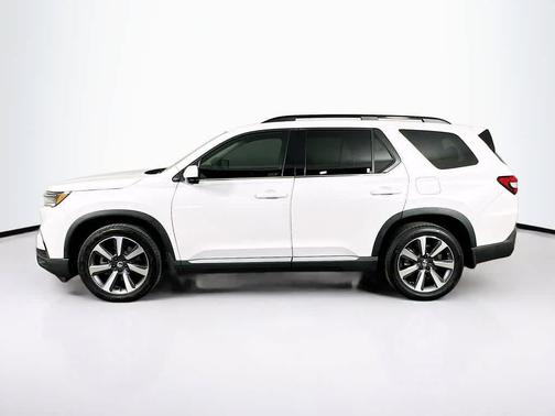 2023 Honda Pilot AWD Elite