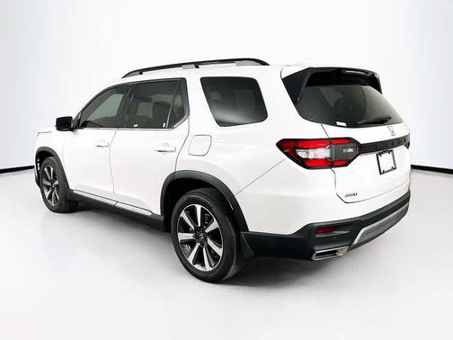 2023 Honda Pilot AWD Elite