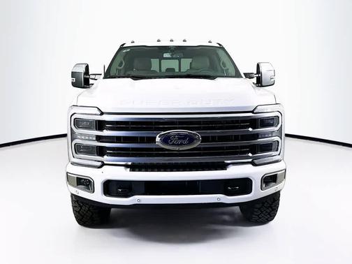 2026 Ford F-250 Platinum
