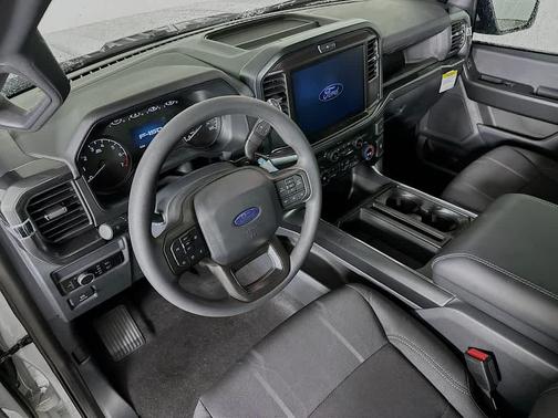 Avalanche 2026 Ford F-150 STX