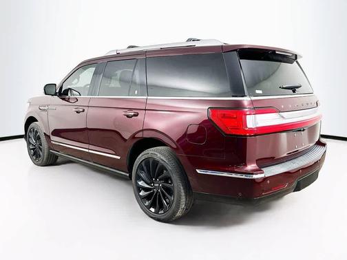 Burgundy Velvet 2020 Lincoln Navigator Black Label