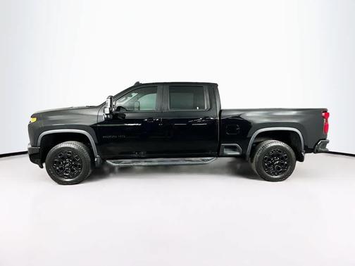 Black 2022 Chevrolet Silverado 2500 LTZ