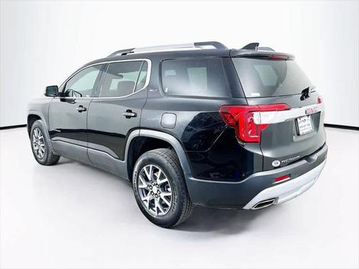 2023 GMC Acadia FWD SLT