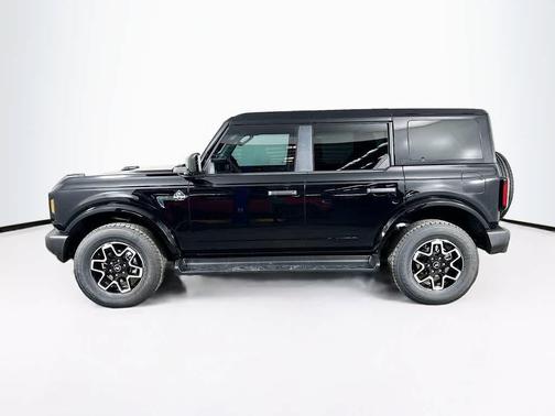 Shadow Black 2026 Ford Bronco Outer Banks