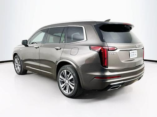 Dark Mocha Metallic 2020 Cadillac XT6 Premium Luxury FWD