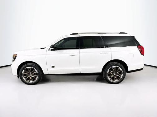 2025 Ford Expedition King Ranch