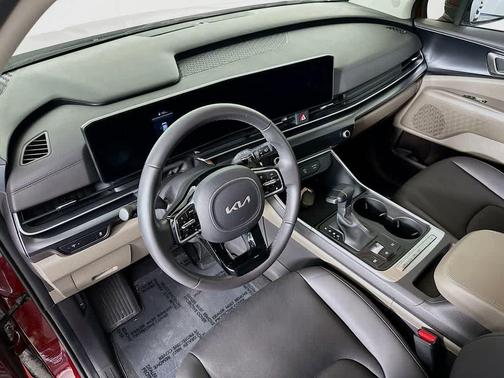 2025 Kia Carnival LXS