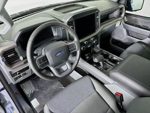 2025 Ford F-150 Lightning XLT