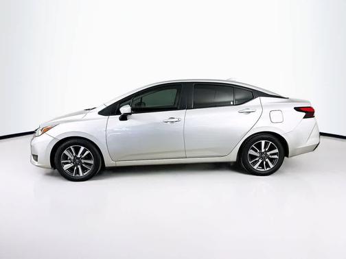 2023 Nissan Versa 1.6 SV