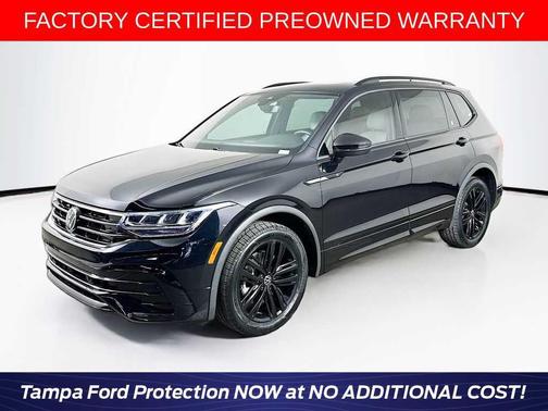 Deep Black Pearl 2022 Volkswagen Tiguan 2.0T SE R-Line Black