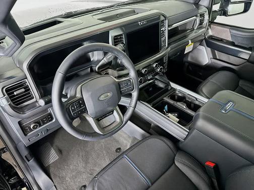2025 Ford F-350 Platinum