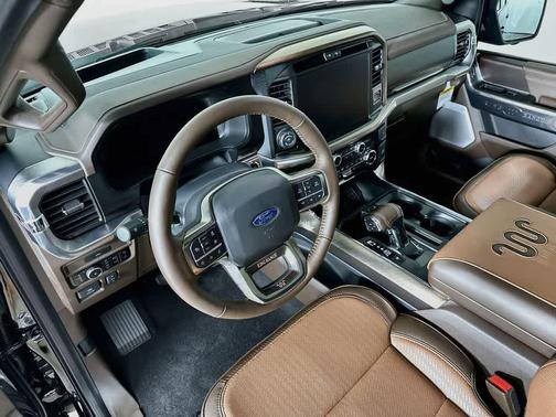 Agate Black Metallic 2026 Ford F-150
