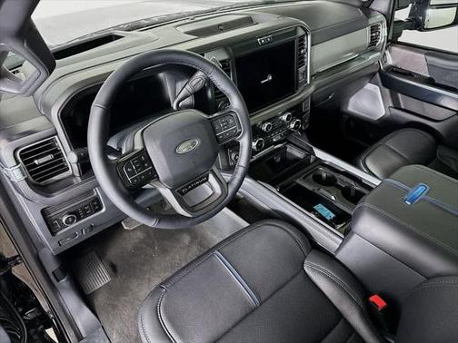 2025 Ford F-350 Platinum