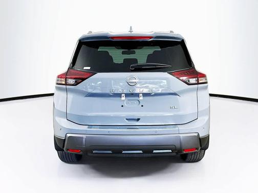 Boulder Gray Pearl 2024 Nissan Rogue SL