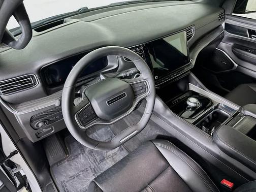 2023 Jeep Wagoneer Series III 4x2