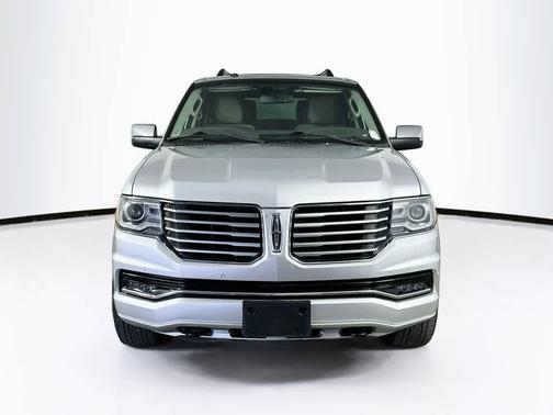 Ingot Silver Metallic 2016 Lincoln Navigator Select