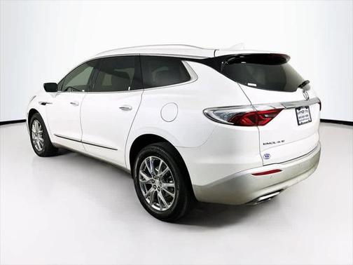 2022 Buick Enclave FWD Essence