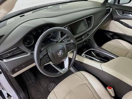 2022 Buick Enclave FWD Essence