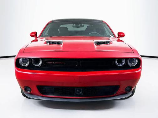 2015 Dodge Challenger SXT Plus