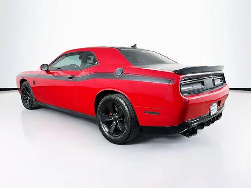 2015 Dodge Challenger SXT Plus