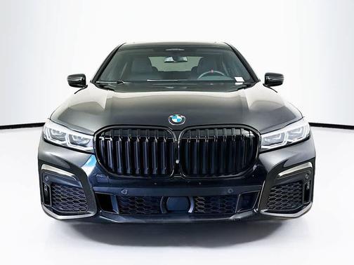 2020 BMW 740 xDrive
