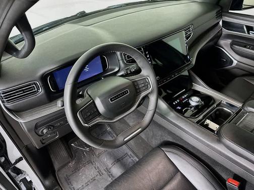 2024 Jeep Wagoneer L Series II 4x4