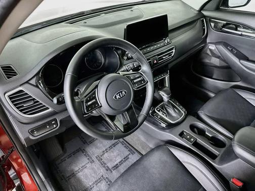 Mars Orange 2021 Kia Seltos SX Turbo