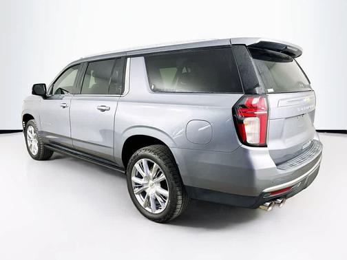 2021 Chevrolet Suburban 4WD High Country