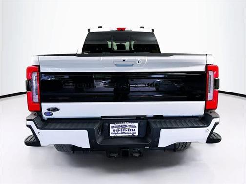2025 Ford F-350 Platinum
