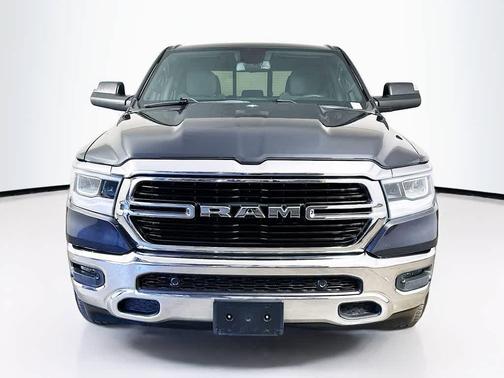 Maximum Steel Metallic Clearcoat 2019 RAM 1500 Big Horn