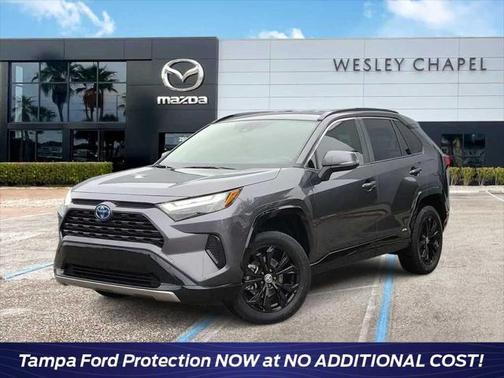 2022 Toyota RAV4 Hybrid SE