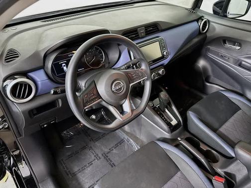 2023 Nissan Versa 1.6 SV