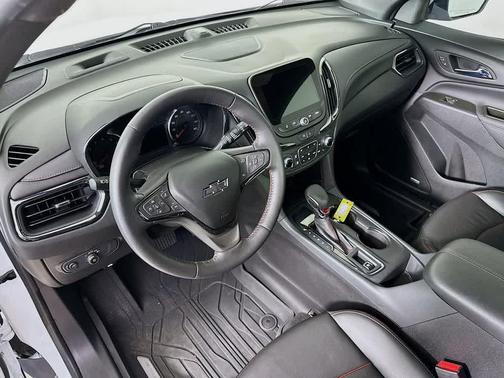 2022 Chevrolet Equinox FWD RS