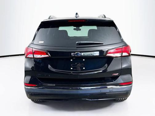 2022 Chevrolet Equinox FWD RS